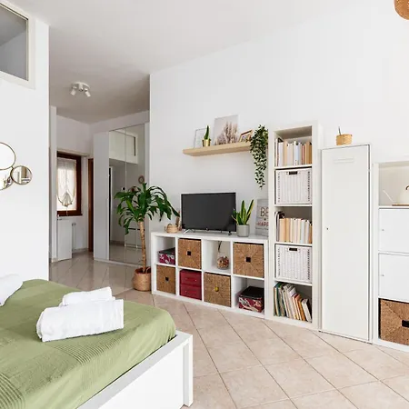 Tiny Boho Chic Apartment Lido di Ostia