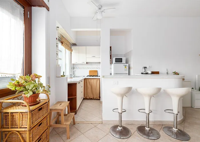 דירה Tiny Boho Chic